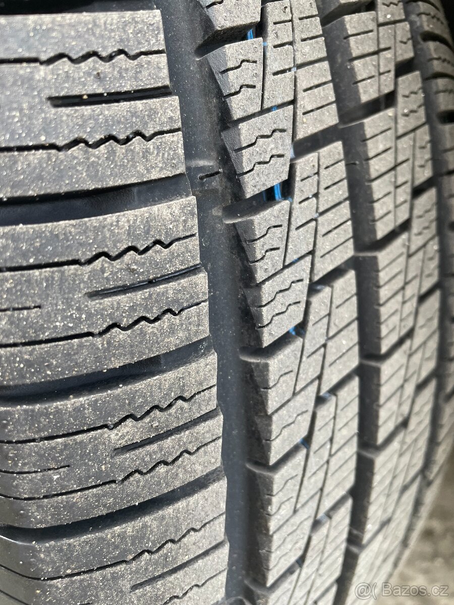 VW Transporter 103kw T5 LONG 2.0 TDI Caravelle Multivan - 9