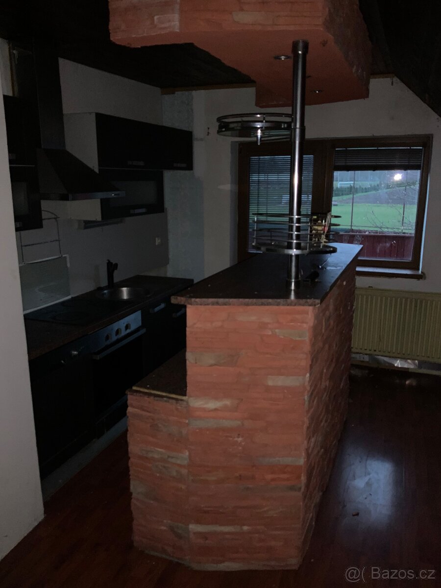 Prodám dům v obci Troubelice - 9