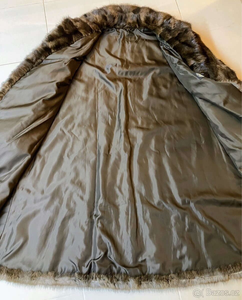 Luxusní kožich z pravé kožešiny Kara Trutnov velikost 48 - 9