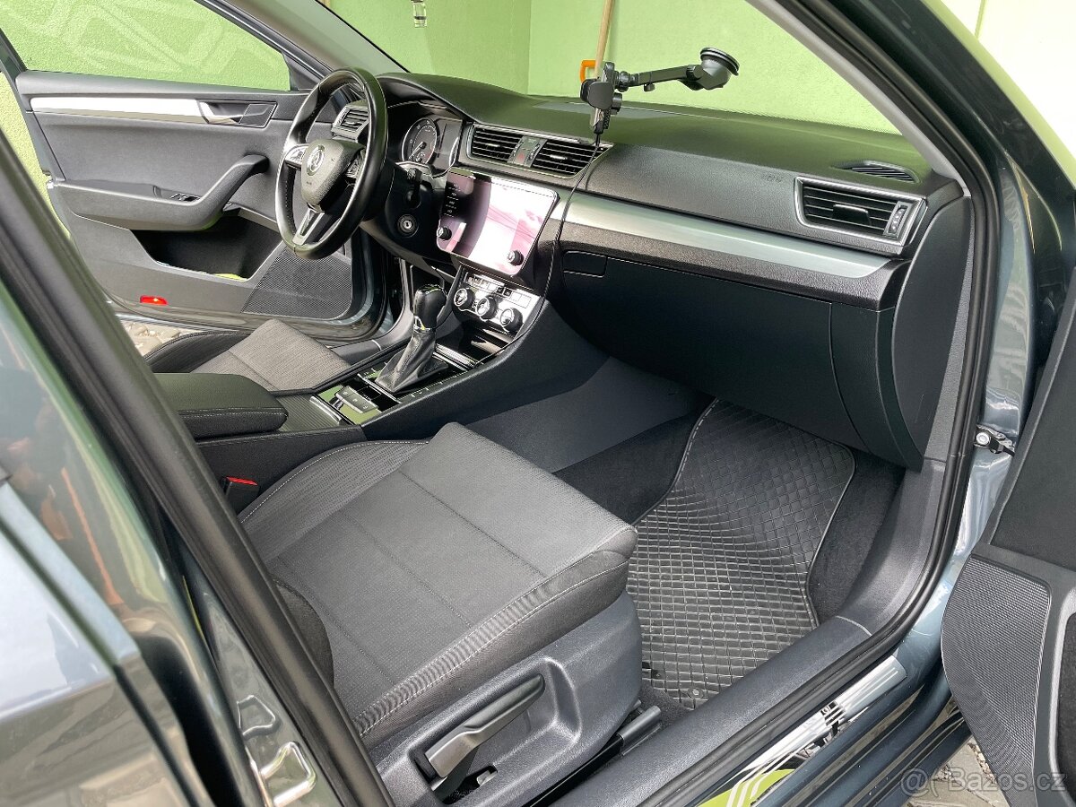 Škoda Superb 3combi 2.0Tdi 110kw - 9