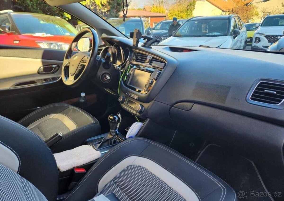 Kia Cee´d 1.6-VESTAVBA TAXI - 9