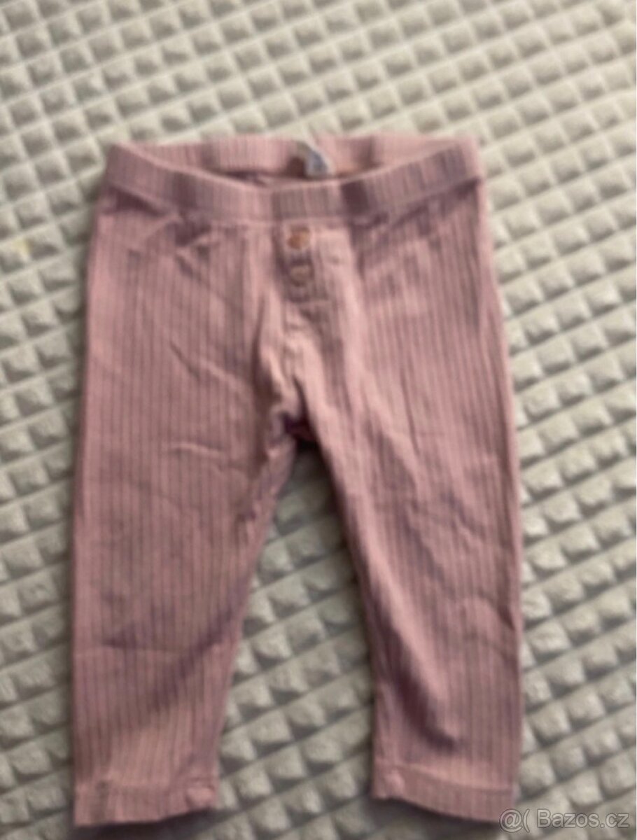 Holčičí legíny - 9