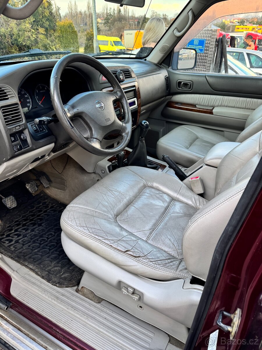 Nissan Patrol Y61 3.0 - 9