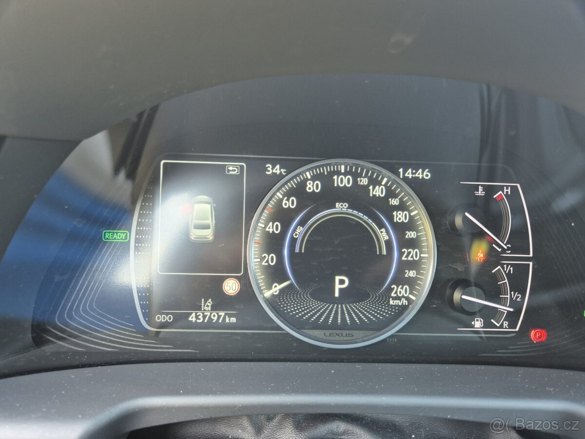 Prodám Lexus ES 300h - 9