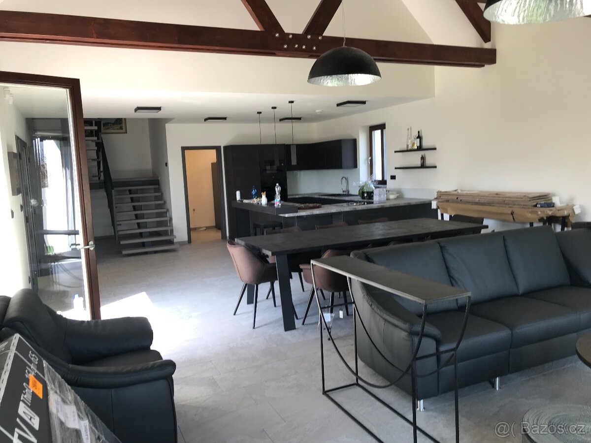 ZEDNICKÉ PRÁCE, KOMPLETNÍ REKONSTRUKCE BYTU, KOUPELNY ATD… - 9