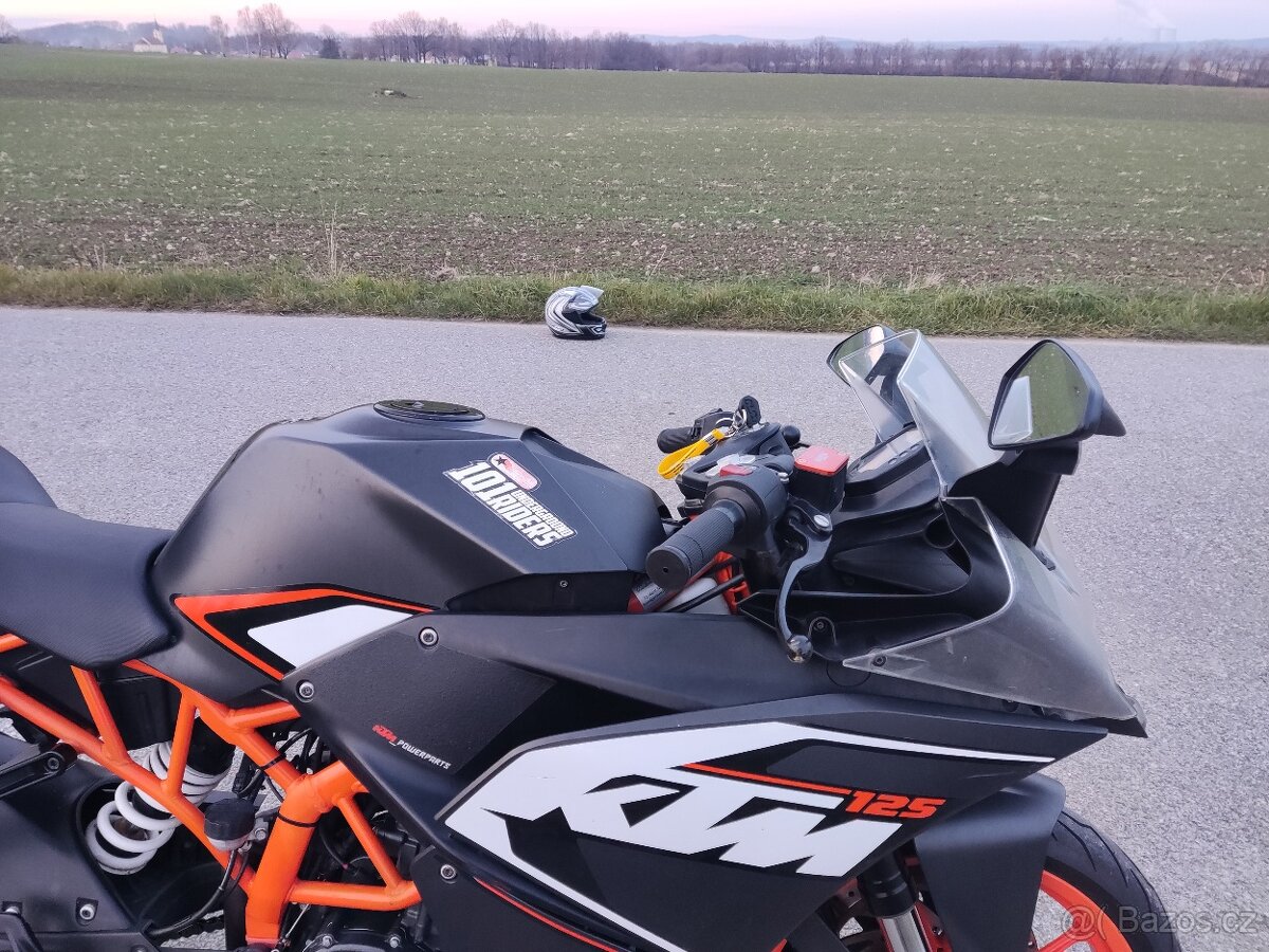 KTM RC 125 - 9