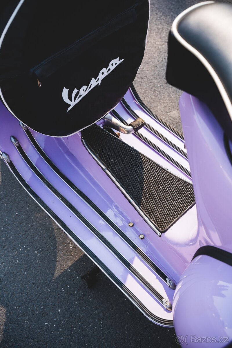 Motorka Piaggio Vespa 150CC (1965) - 9