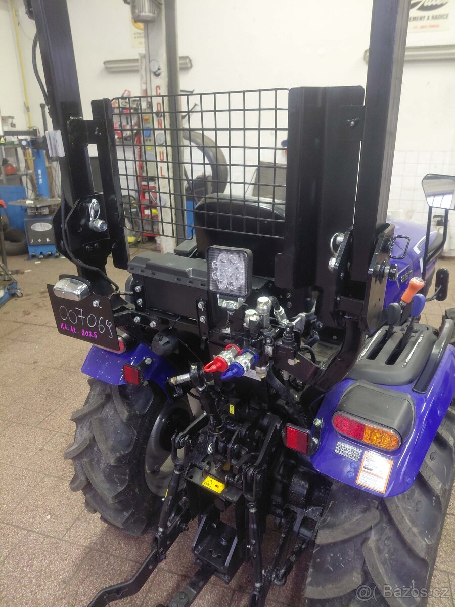 Malotraktor Farmtrac 26 4WD PRO - 9