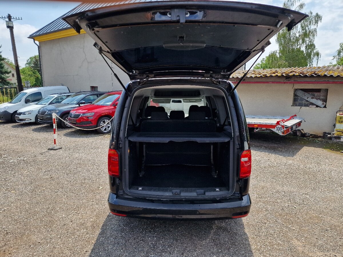 VW CADDY MAXI 2,0TDI 7MÍST NAVIGACE - 9