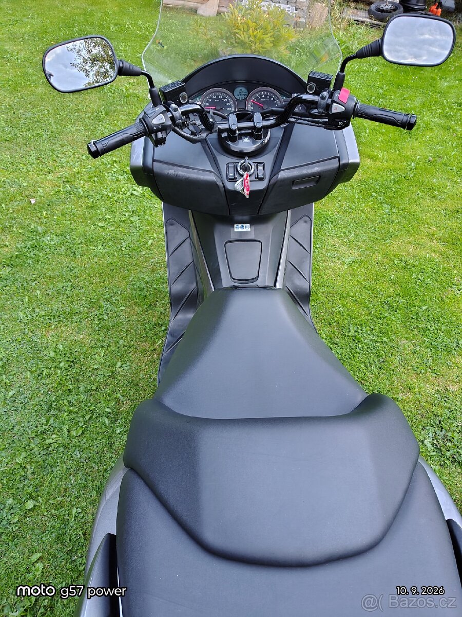 Honda Forza 300 - 9