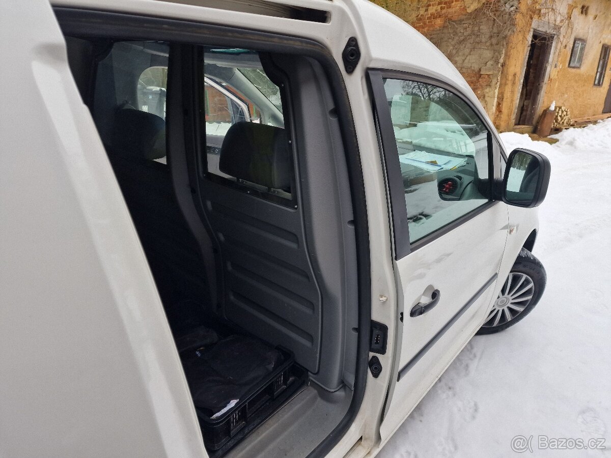 VW Caddy 2.0 SDi 2 dvoumistná - 9