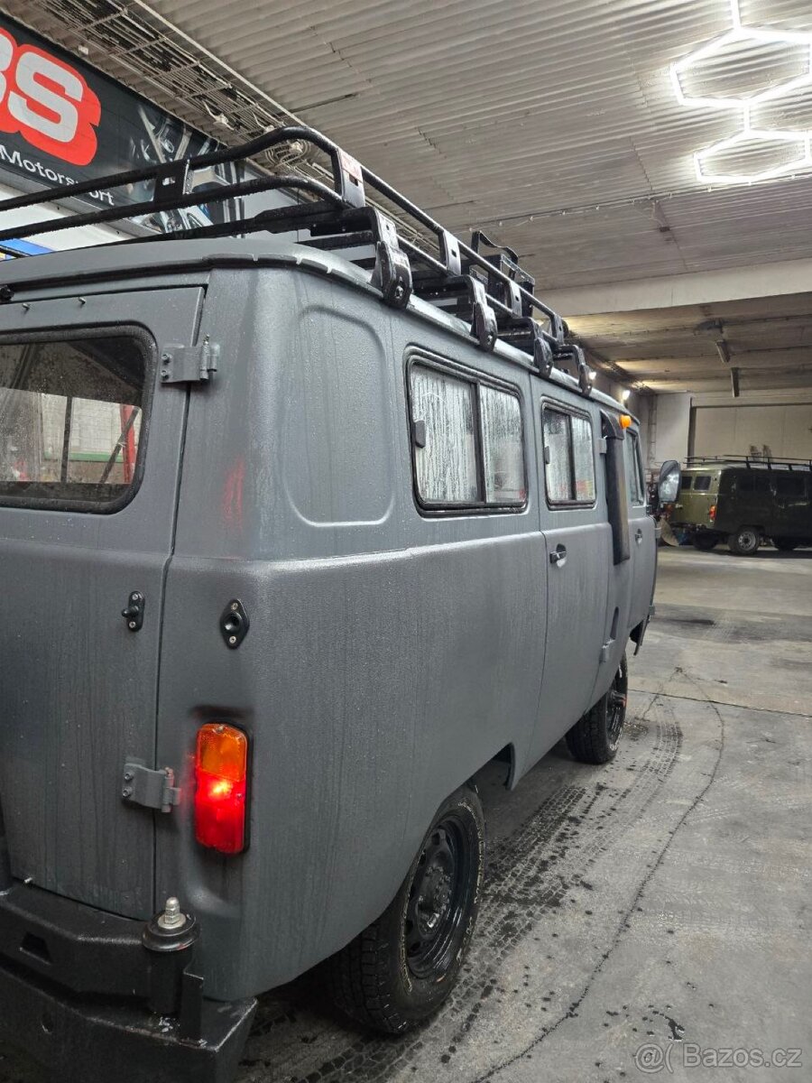 UAZ 2206 BUCHANKA - 9