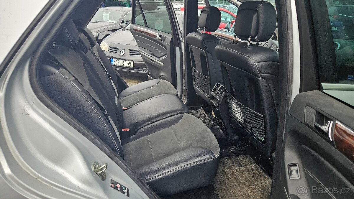 Mercedes-Benz ML350 CDi 4Matic - 9