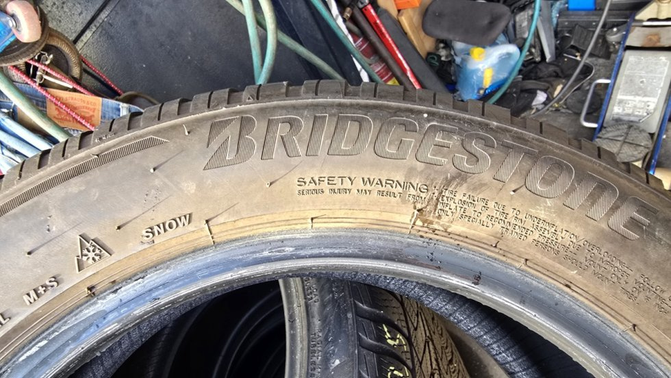 Zimní pneumatika 205/55/16 Bridgestone - 9