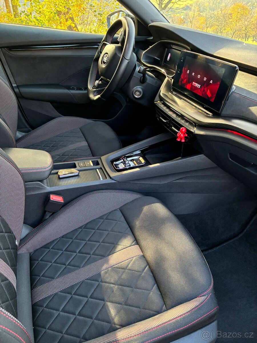 Škoda Octavia 4 RS Combi MY2022 - 9