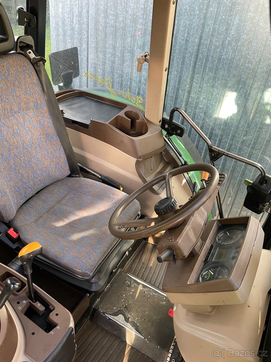 Predám traktor JOHN DEERE 5820 - 9