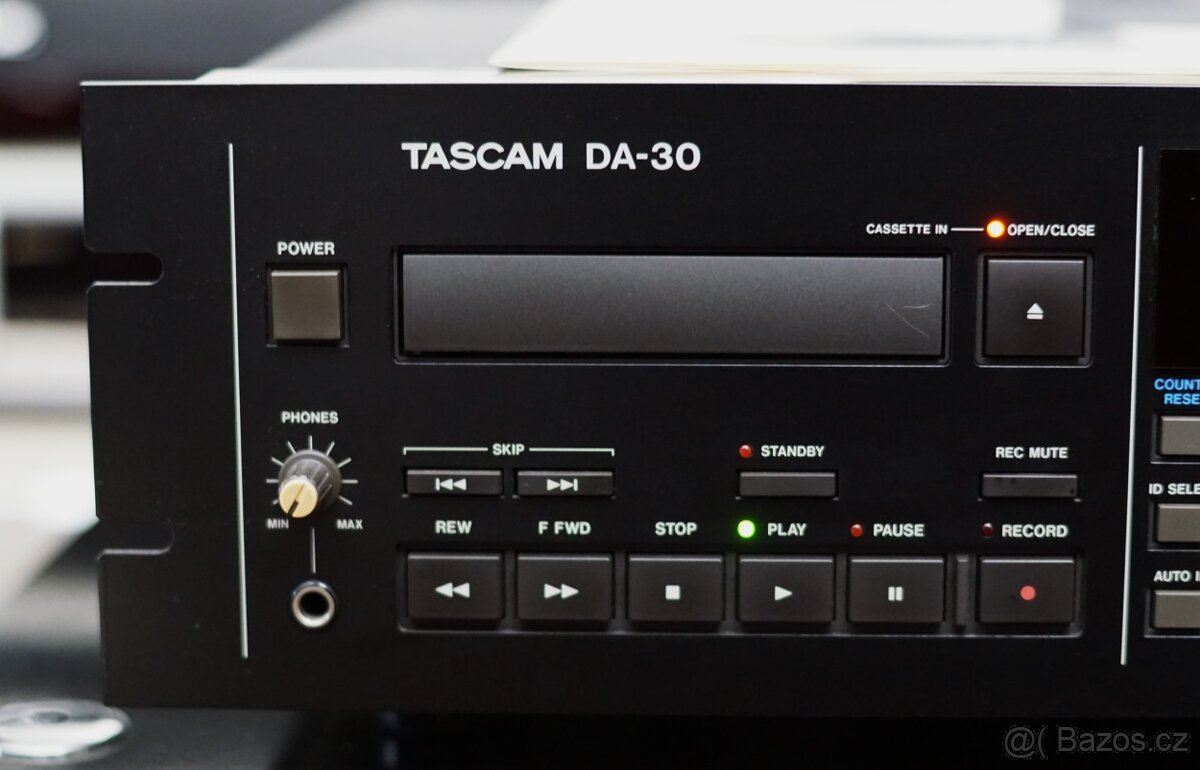 TASCAM DA 30 Digital Audio Tape Deck - jako nový, záruka - 9