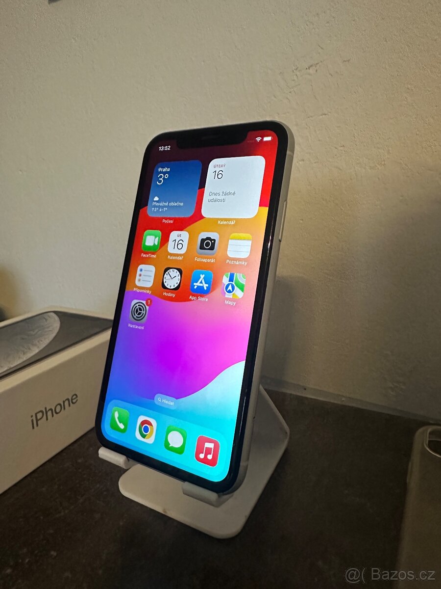 IPHONE XR white 64gb - 9