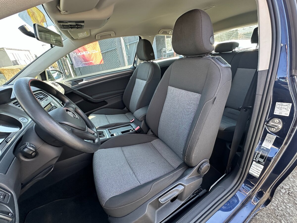 VW Golf 1,2 TSi P+Z Senzory, Klima - 9