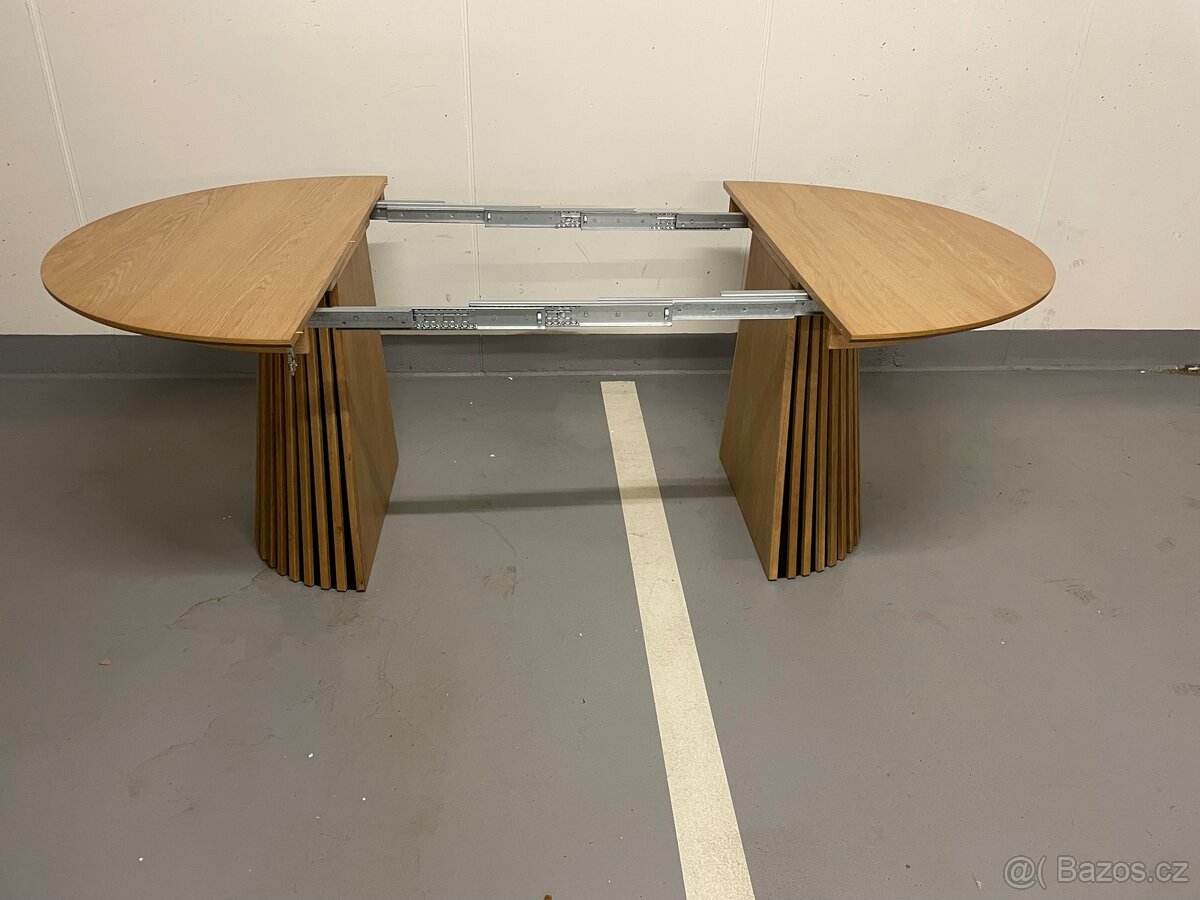 Rozkládací jídelní stůl Osaka - 9