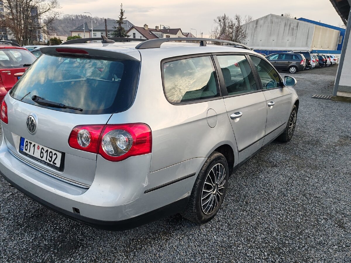Volkswagen Passat
1.9 TDI - 9