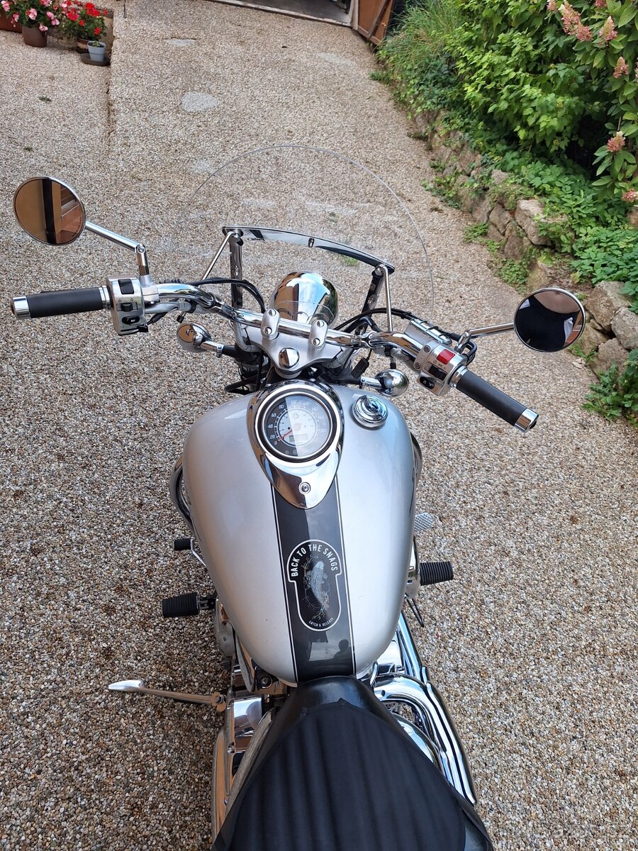 Yamaha XVS 1100 Drag Star - 9