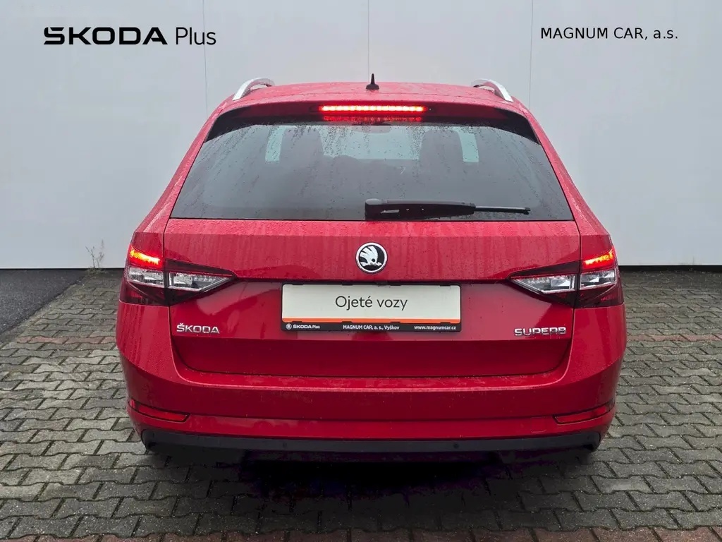 Škoda Superb, COMBI STYLE 2,0 TDi / 140 kW D - 9