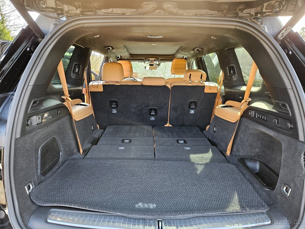 Jeep Grand Cherokee Summit Reserve L - 9