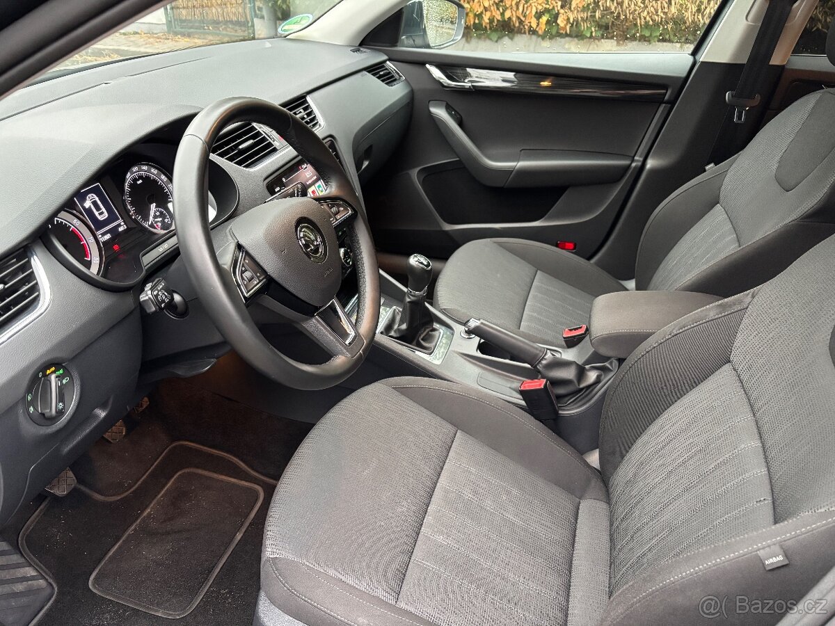 Škoda Octavia 1.5 TSI 114 000km STYLE - 9