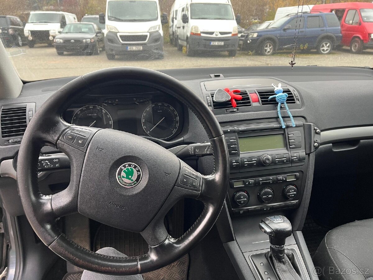 Škoda Octavia II Combi 2.0 103 kW 2008 + DSG převodovka - 9