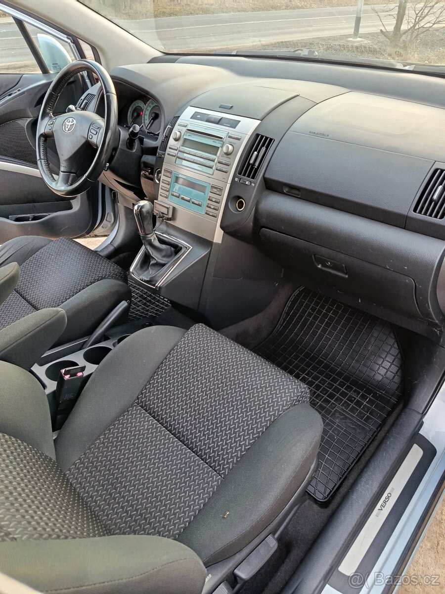 Toyota Corolla verso 1.8 Benzín + Lpg - 9