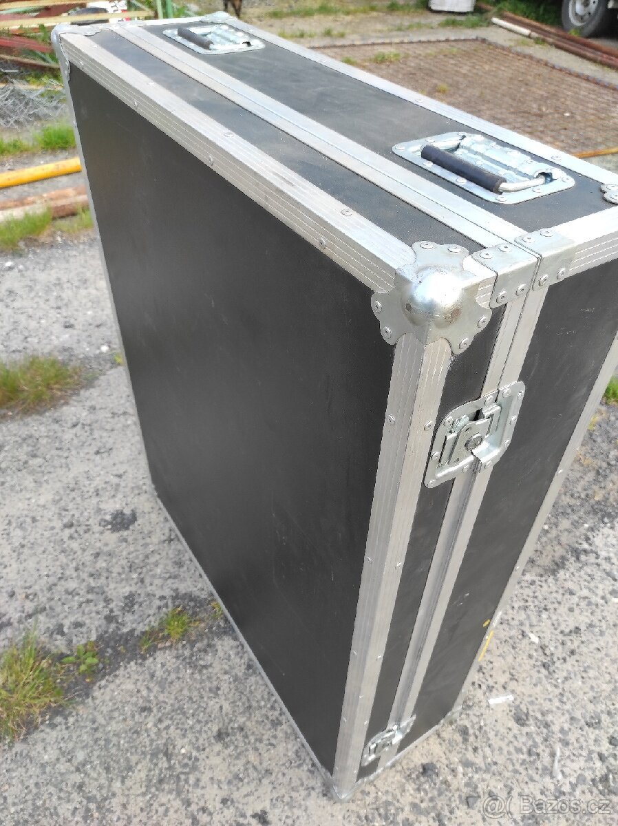 Hliníkový kufr pěkný stav - 9