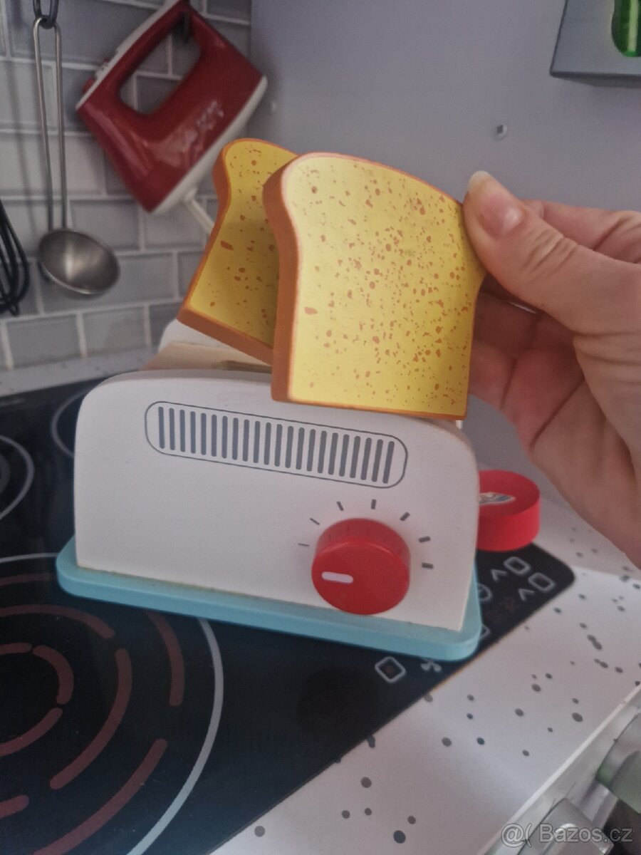 Dětská kuchyňka KidKraft s příslušenstvím - 9