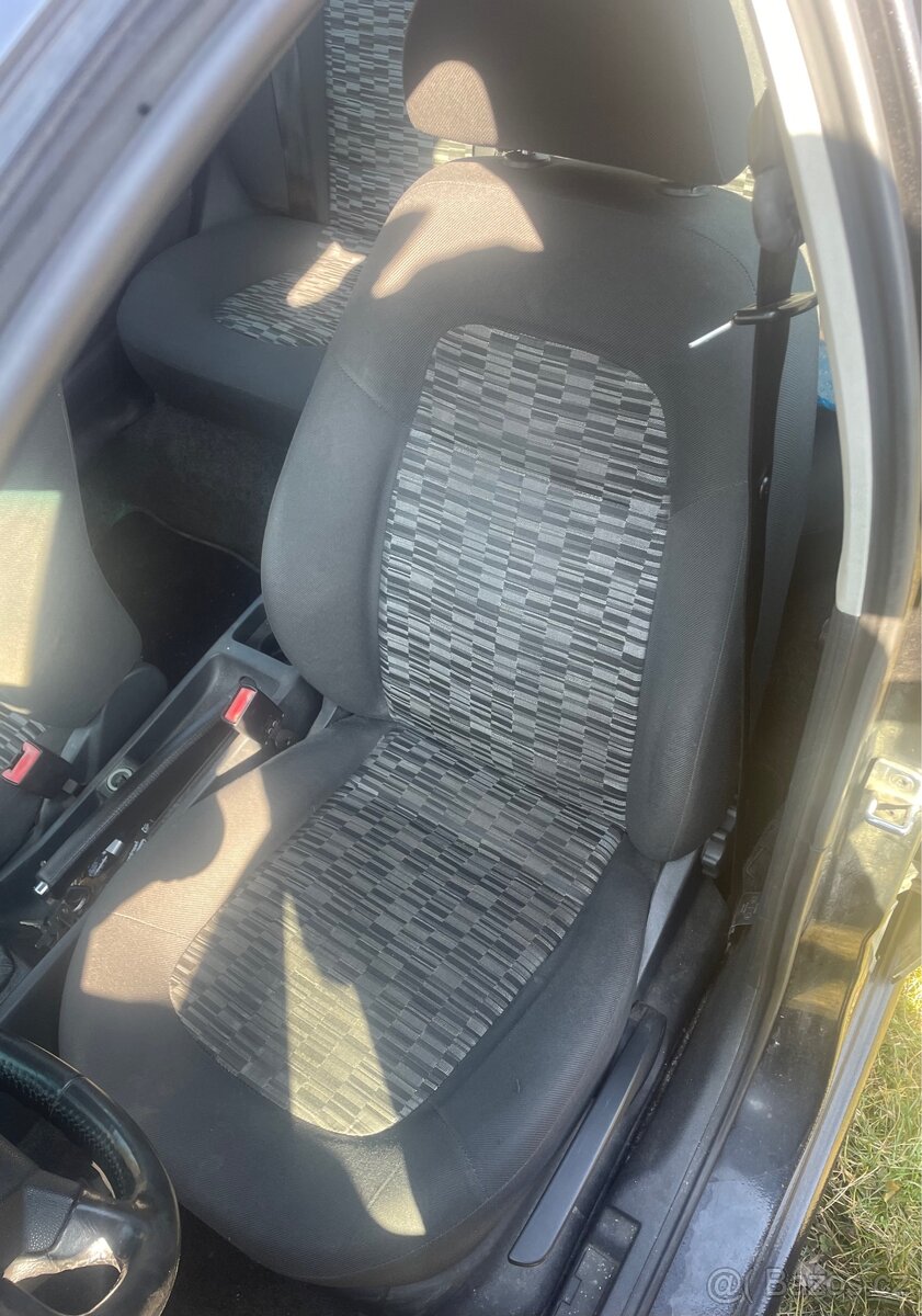 Škoda fabia 1.9 tdi 74kw - 9