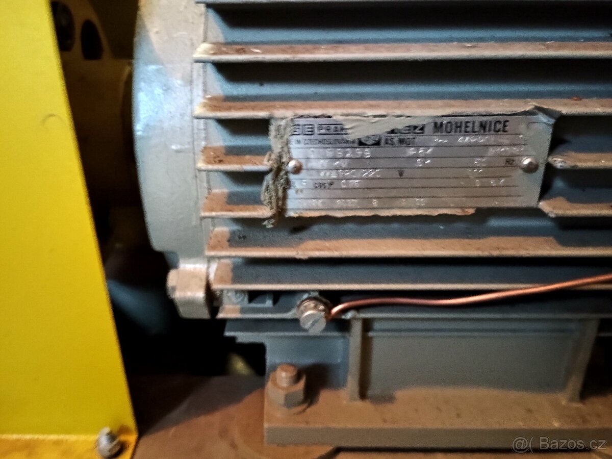 Kompresor z čerpací stanice - 9