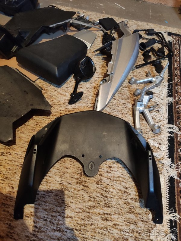 Suzuki SV 650S veškeré díly viz foto - 9