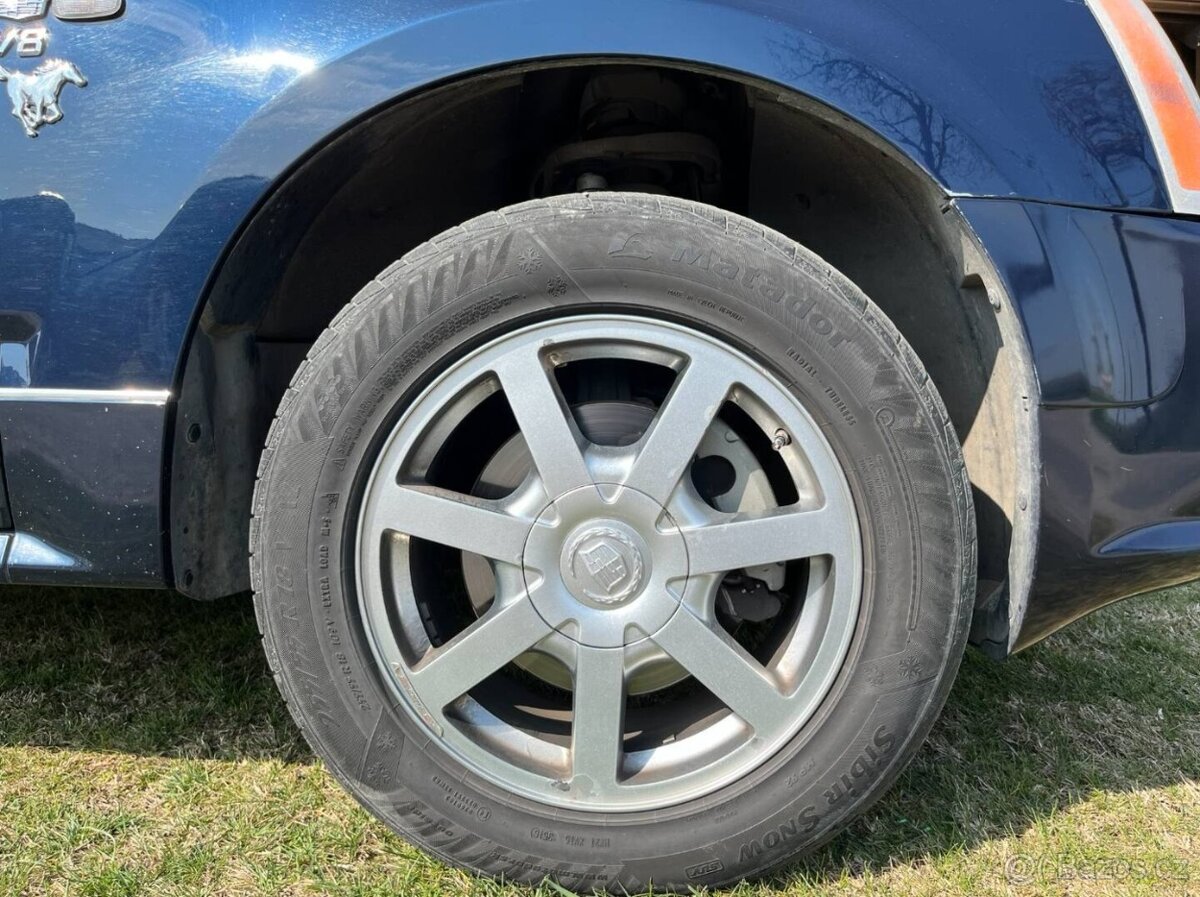 Cadillac SRX 4.6i - 9