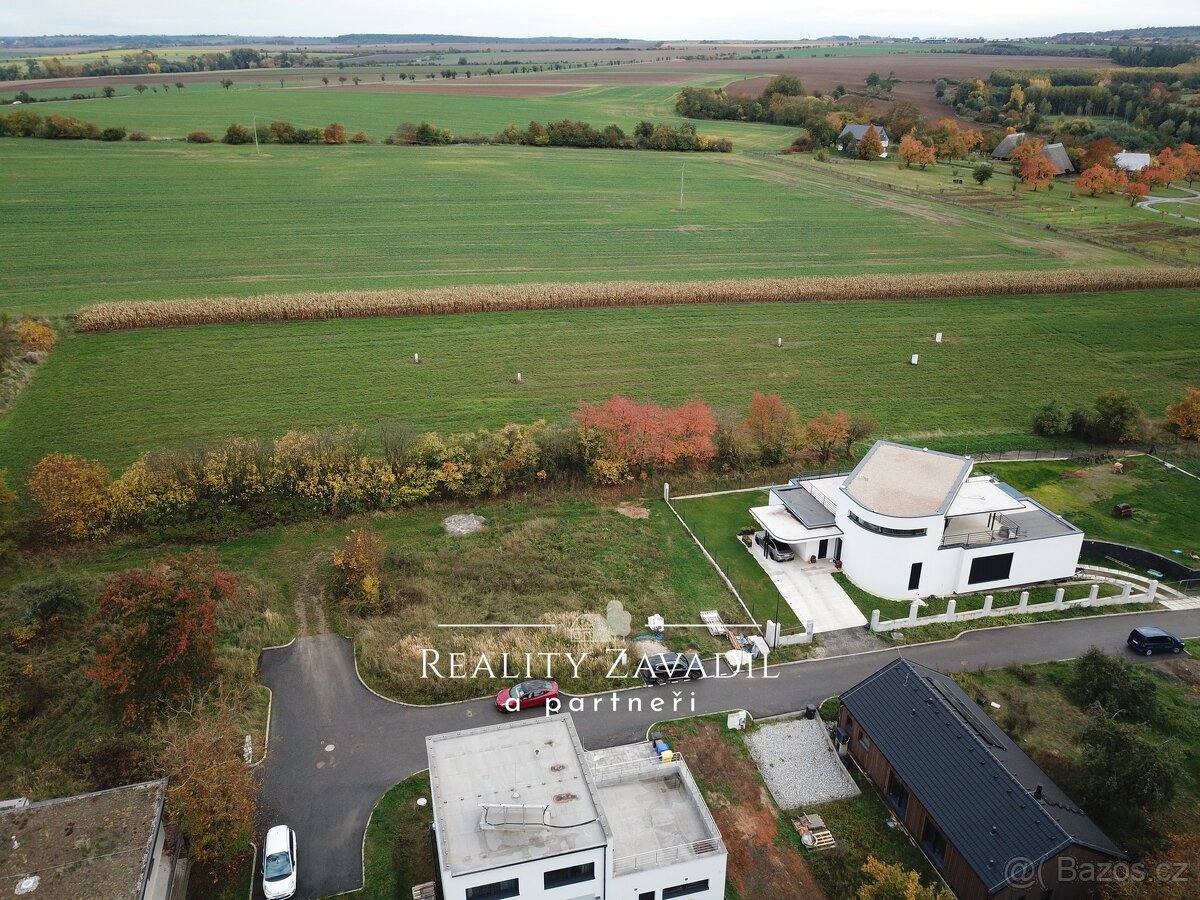 Prodej stavebního pozemku 939 m², Kouřim, ev.č. 00917 - 9