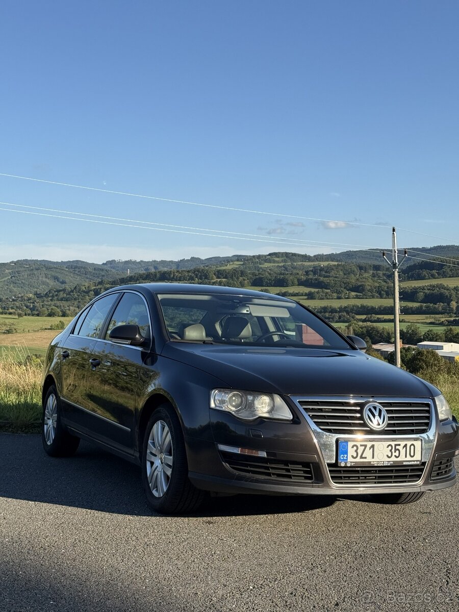 VW Passat B6 2.0 TDI 4MOTION (první majitel) - 9