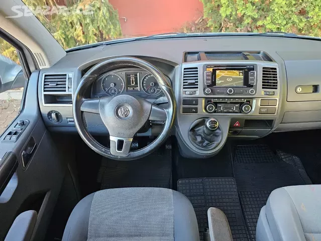 VW T5 Caravelle 2.0TDI 103kW,4x4,Long,Tažné,Webast,7.Sedadel - 9
