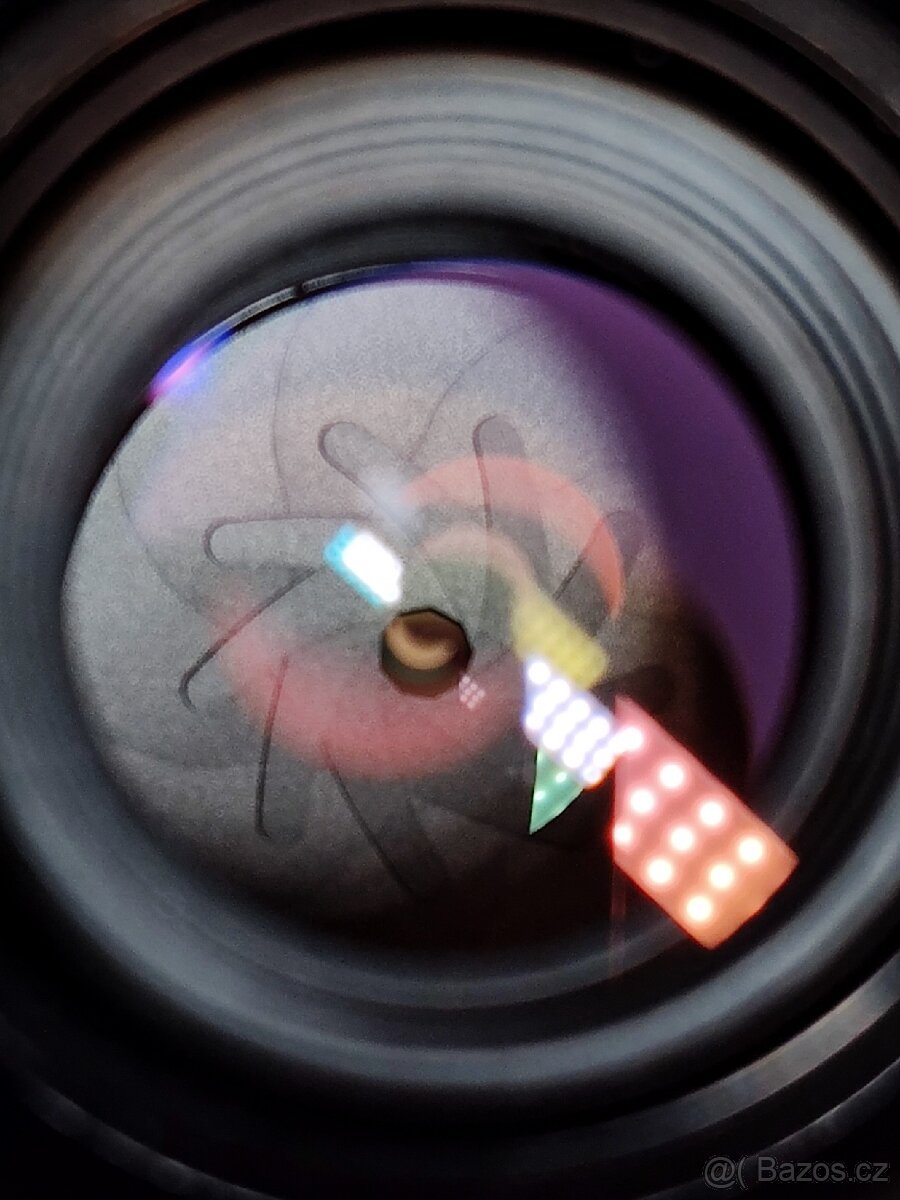 Tamron AF 70-300mm Tele - Macro LD Di (A-mount) - 9