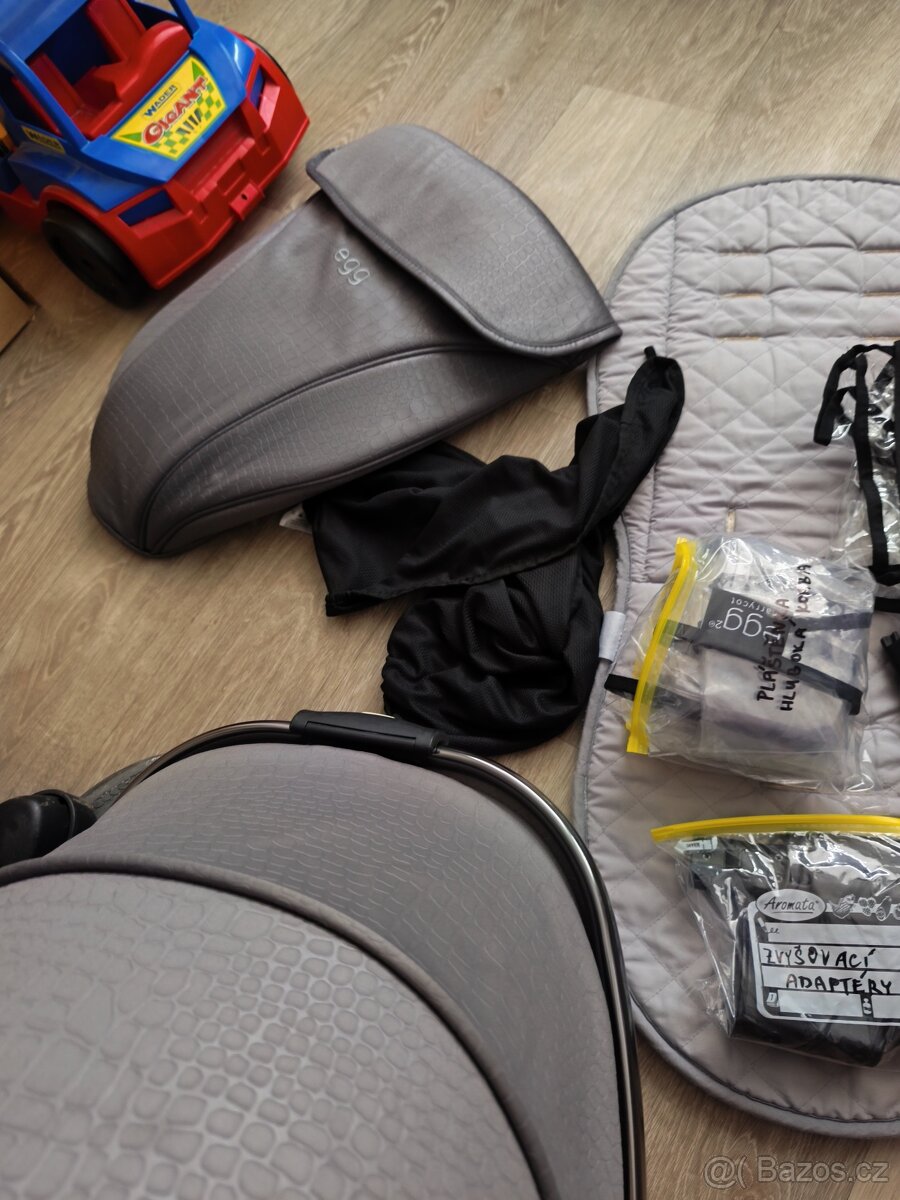 Egg 2 kočárek + příslušenství jurrasic Grey limitovaná edice - 9