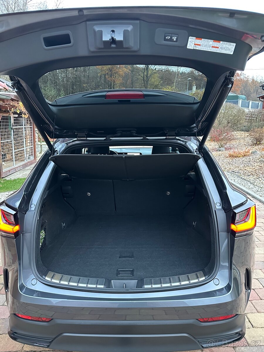 LEXUS NX 450h+ Executive (zár.10 let na plug-in) - 9