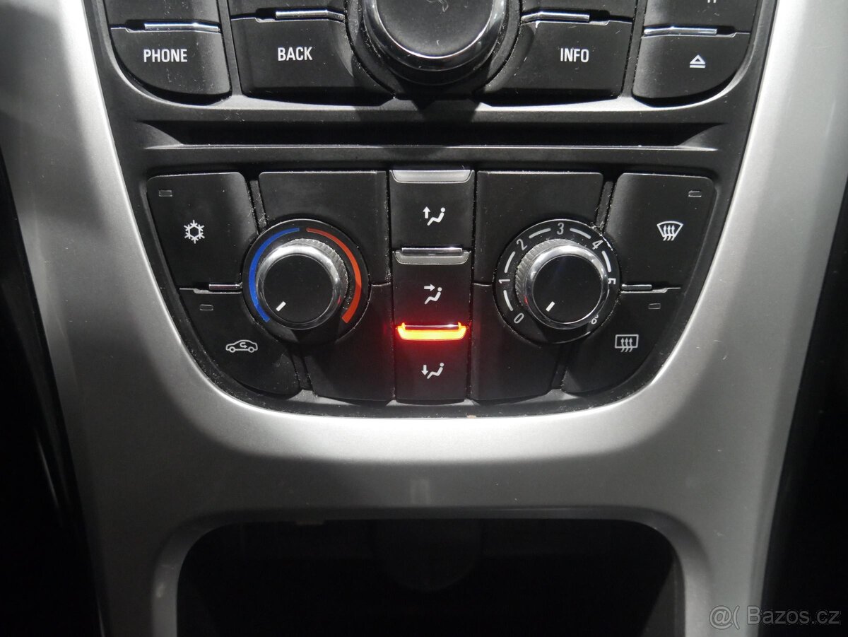 Opel Astra 1.4T , 103 kW LPG + benzín, 2015 - 9