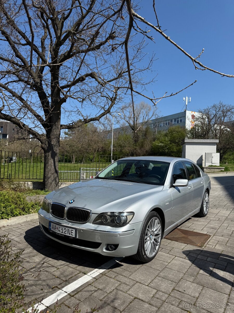 BMW 740i v8 E65 2maj 114tkm servisna kniha - 9