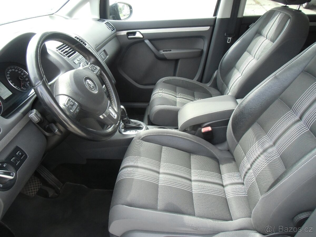 Volkswagen Touran 1.4 TSI DSG CONFORTLINE - 9