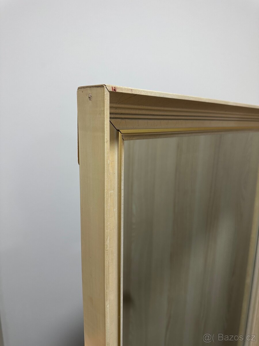 Elegantní vintage zrcadlo v masivním dřevěném rámu - 9