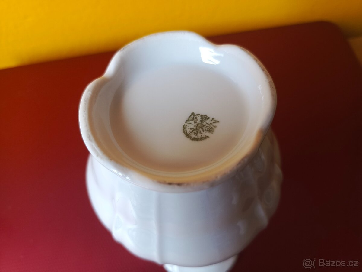 PORCELÁNOVÁ MLÉKOVKA - STARÁ ROLE" ZNAČENÁ - 9