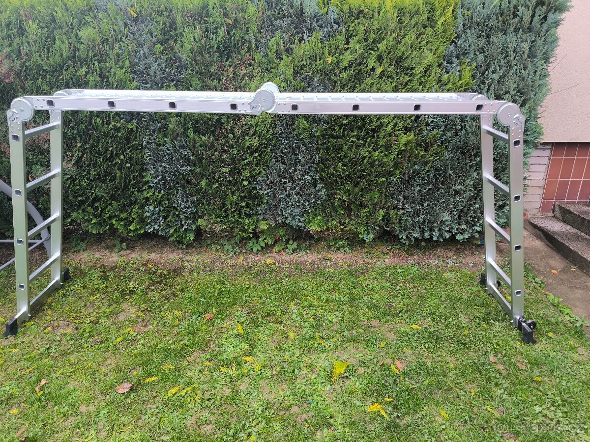 Skládací lešeno/žebřík - 9