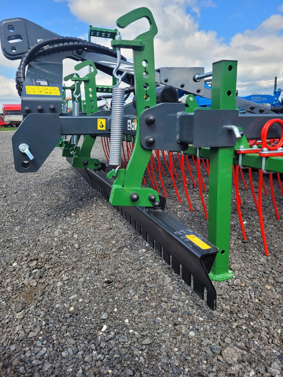 Luční brány ProGrasser 300 - 9